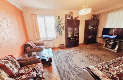 In Avan, for sale, 3-4 room apartment