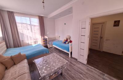 In Avan, Khachatur Abovyan district, a 2-story house is for sale.