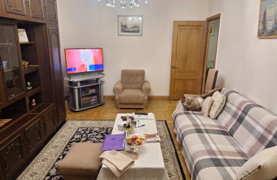 In Monument, for sale, 3-room apartment