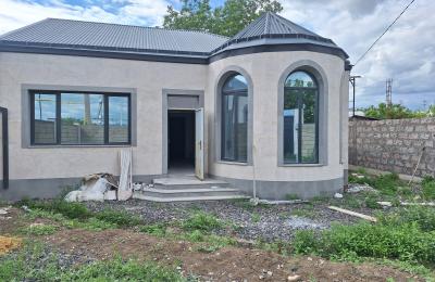 A newly built house is for sale in Ayntap.