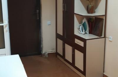 In Ajapnyak a 1-storey private house is for rent