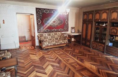 In the 1st district of Nor Nork, on Lvovyan street, a 3-4 room apartment is for sale