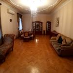 In the center, on Tigran the Great, a 3-room apartment is for sale