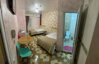 In Charbakh, 1-2 room apartments for rent