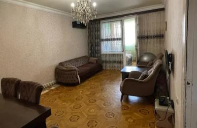 In Bangladesh, on Gusan Sheram street, a 3-room apartment is for sale